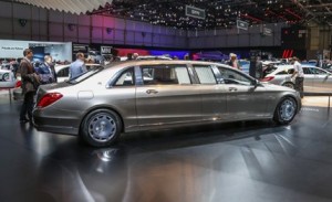 2016-mercedes-maybach-pullman-limousne
